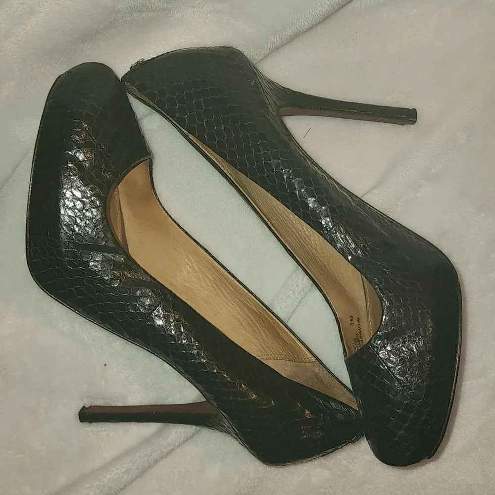 Coach Kristina Pumps